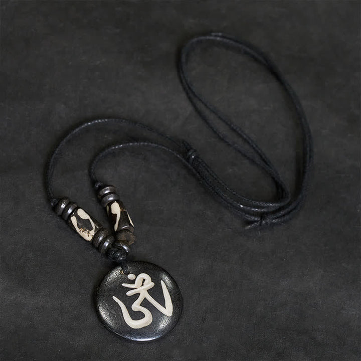 Buddha Stones Collar con colgante redondo tibetano OM de cuentas de hueso - image 2