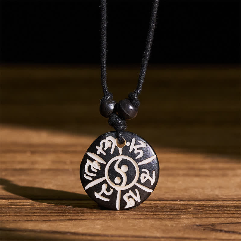 Buddha Stones Collar de protección Yin Yang con cuentas de hueso talladas a mano con el símbolo Om Mani Padme Hum. - image 4