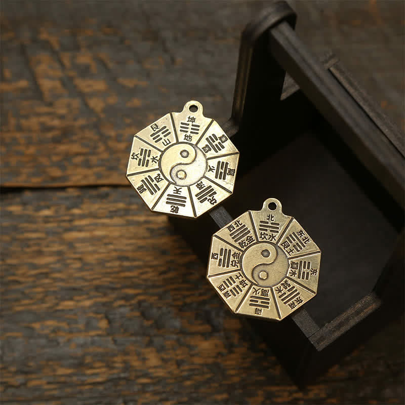 Buddha Stones Llaveros de protección Yin Yang con colgante de latón antiguo Bagua Pi Xiu de cinco monedas de emperador - image 12