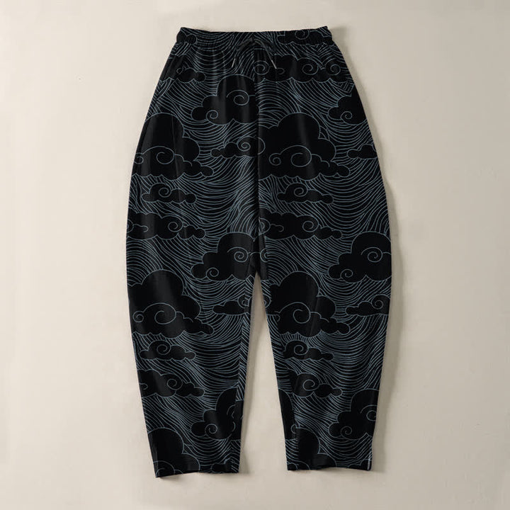 Buddha Stones Pantalones de hombre de algodón puro con estampado de nubes y olas japonesas, cordón ajustable y corte cónico, con bolsillos. - image 2