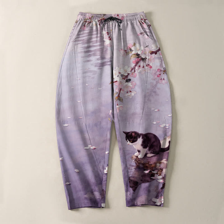 Buddha Stones Pantalones de hombre de algodón puro con estampado de reflejo de agua de gato Sakura, cordón ajustable y corte cónico con bolsillos. - image 13