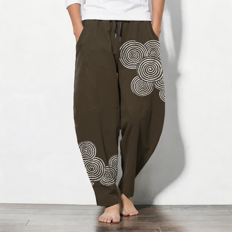 Buddha Stones Pantalones de hombre de algodón puro con estampado espiral concéntrico, cordón ajustable y bolsillos. - Marrón silla de montar - US/UK/AU50, EU60 (5XL) - image 7
