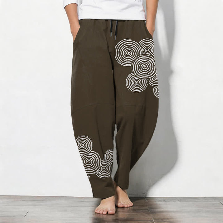 Buddha Stones Pantalones de hombre de algodón puro con estampado espiral concéntrico, cordón ajustable y bolsillos. - Marrón silla de montar - US/UK/AU50, EU60 (5XL) - image 7