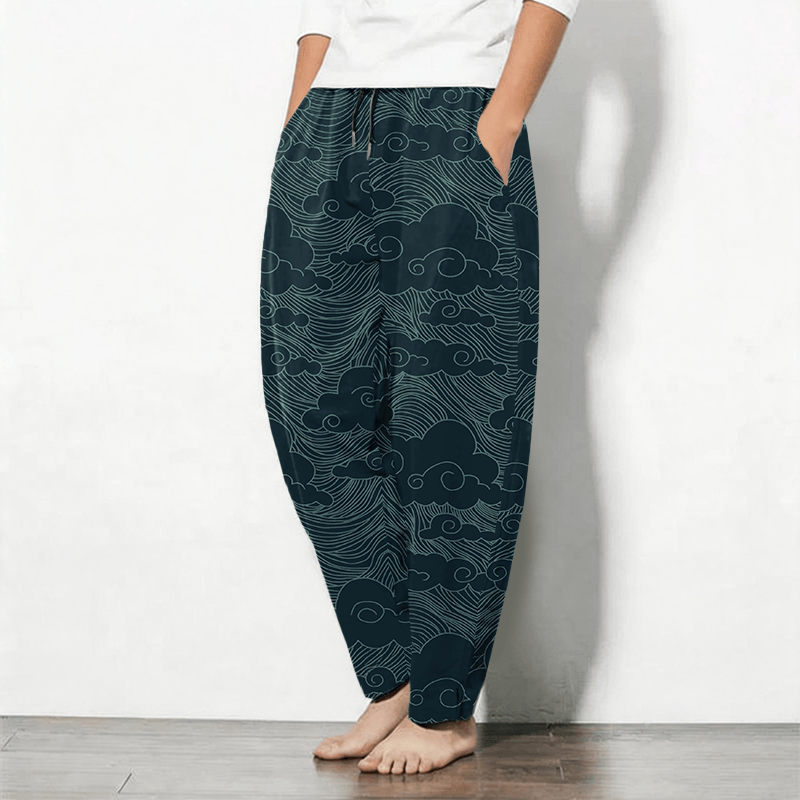 Buddha Stones Pantalones de hombre de algodón puro con estampado de nubes y olas japonesas, cordón ajustable y corte cónico, con bolsillos. - image 12