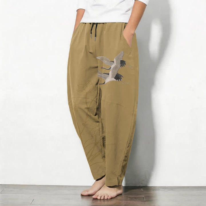 Buddha Stones Pantalones de hombre de algodón puro con estampado de grullas voladoras y flores de loto, con cordón ajustable y corte ajustado, y bolsillos. - image 8