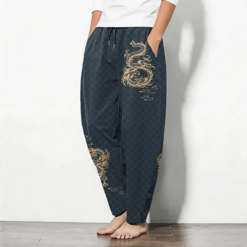 Buddha Stones Pantalones de hombre de algodón puro con estampado de dragón dorado, cordón ajustable y corte cónico, con bolsillos. - image 12