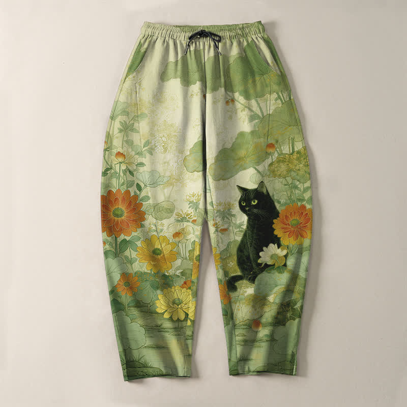 Buddha Stones Pantalones de hombre de algodón puro con estampado floral de gato negro oriental, cordón ajustable y corte cónico con bolsillos. - image 9