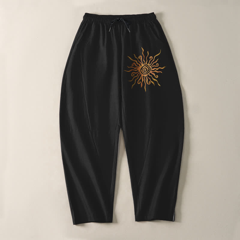 Buddha Stones Pantalones de hombre de algodón puro con estampado en espiral Golden Sun, cordón ajustable y corte cónico con bolsillos. - image 2