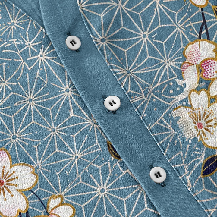 Buddha Stones Camisa de manga corta con medio botón y estampado geométrico de flores de cerezo de algodón para hombre - image 3