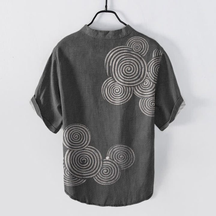 Buddha Stones Camisa de manga corta con medio botón y estampado de círculos en espiral de algodón para hombre - image 6