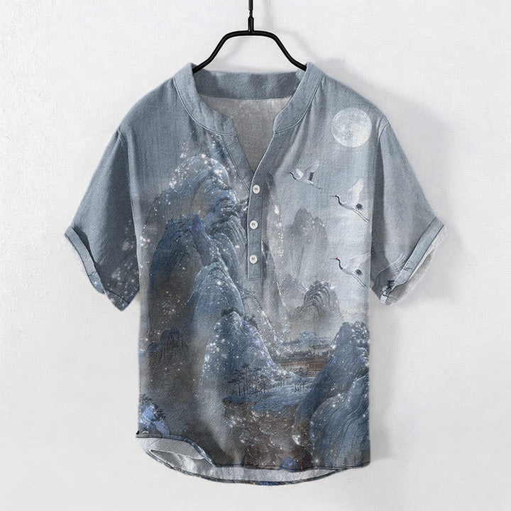 Buddha Stones Camisa de manga corta con medio botón para hombre con estampado de grulla de montaña y luna. - Azul acero claro - US/UK/AU50, EU60 (5XL) - image 5