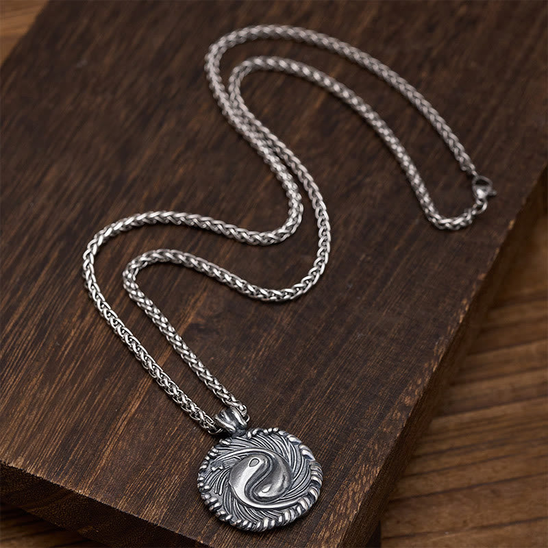 Buddha Stones Collar con colgante redondo de cobre con diseño de pez koi Yin Yang en equilibrio. - image 4