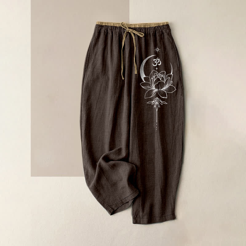 Buddha Stones Pantalones de mujer de algodón puro con estampado de loto, luna y símbolo Om, cintura elástica y bolsillos. - Marrón silla de montar - US16，UK/AU20，EU48 (3XL) - image 4