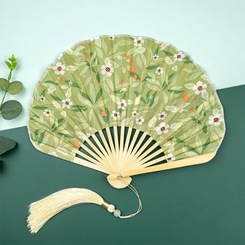 Buddha Stones Ventilador plegable con borla y estampado floral de bambú - Flores blancas con hojas verdes (borla de regalo) - image 3