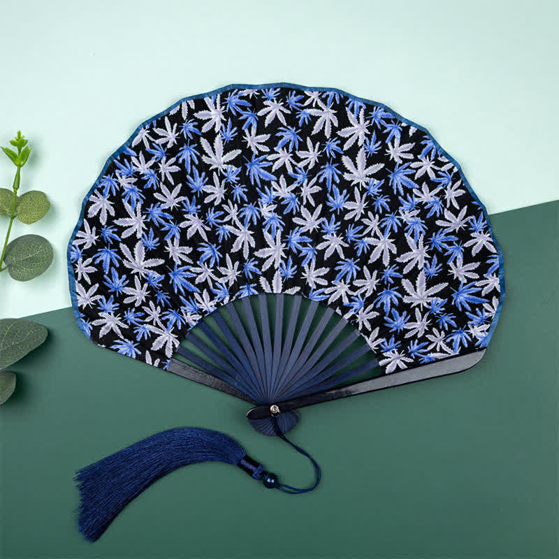 Buddha Stones Ventilador plegable con borla y estampado floral de bambú - Hojas de arce azules (borla de cortesía) - image 1