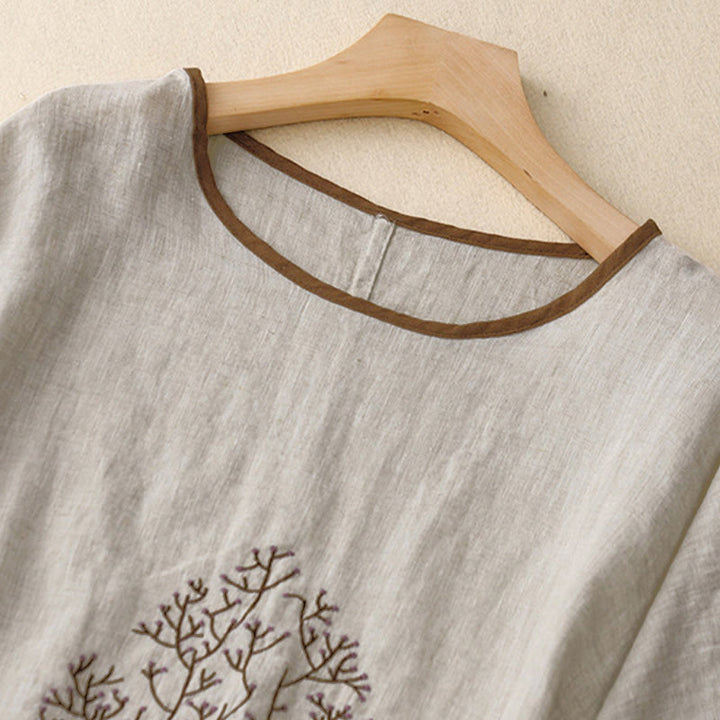 Camiseta de manga corta con cuello redondo y cordón ajustable para mujer, con bordado informal de árbol y Buddha Stones. - image 8