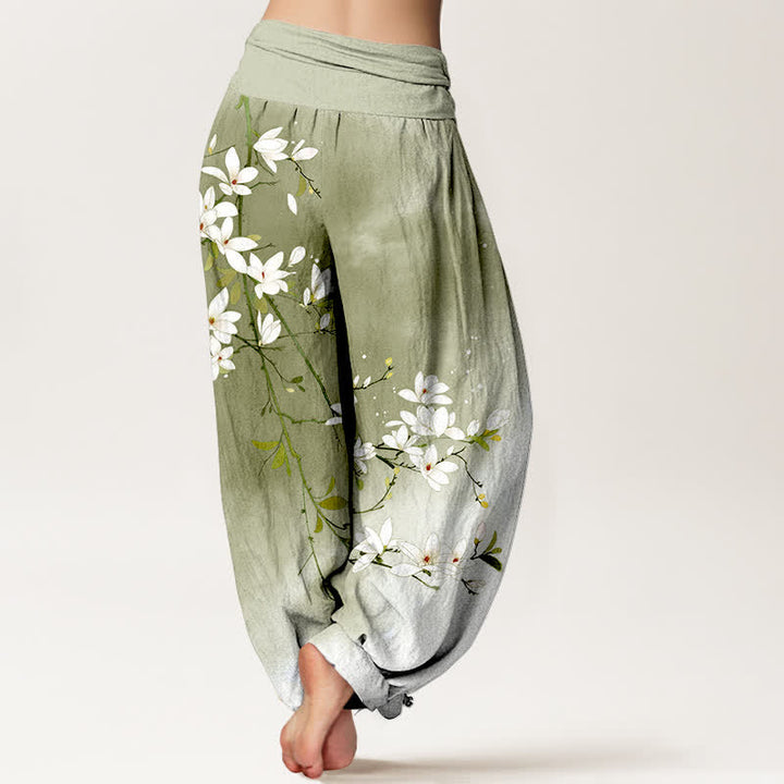 Buddha Stones Pantalones harem de mujer con cintura elástica y estampado de ramas de magnolia blancas, de algodón puro. - image 10