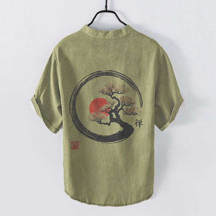 Buddha Stones Camisa de manga corta con medio botón para hombre, de algodón, con estampado de sol bonsái y tinta Zen. - image 6