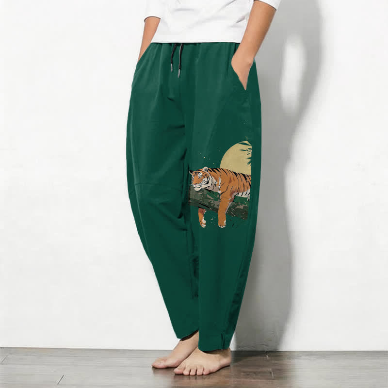 Buddha Stones Pantalones de hombre de algodón puro con estampado de tigre reclinado y luna, con cordón ajustable y corte ajustado, bolsillos. - image 8