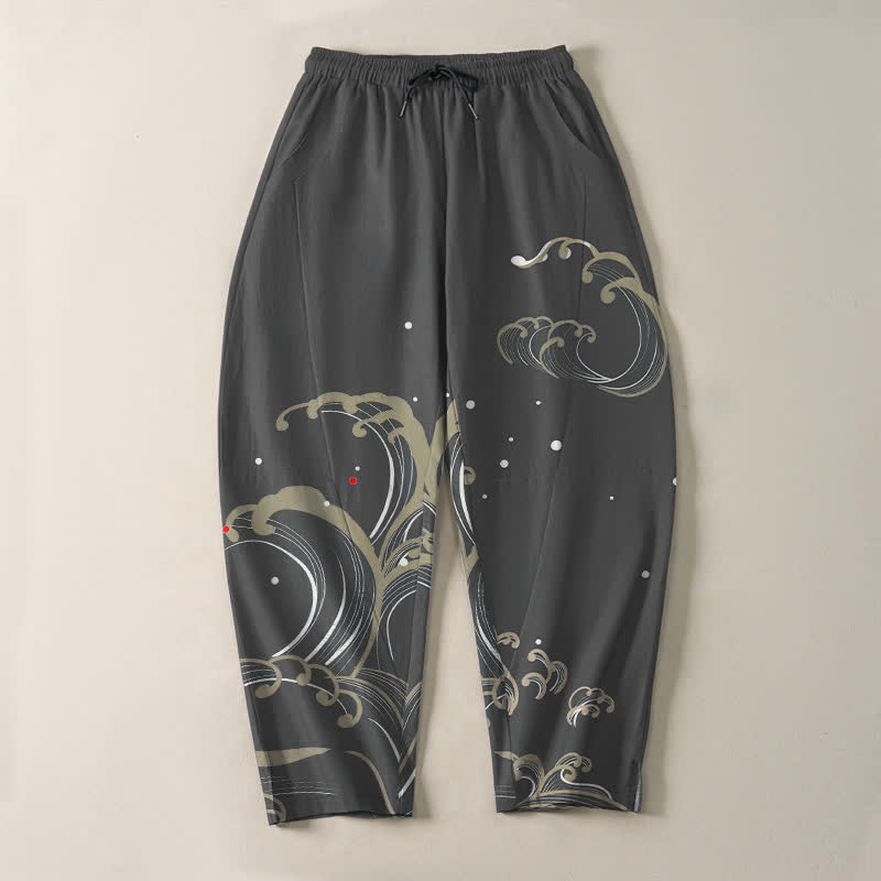 Buddha Stones Pantalones de hombre de algodón puro con estampado de olas marinas, cordón ajustable y corte cónico, con bolsillos. - image 9