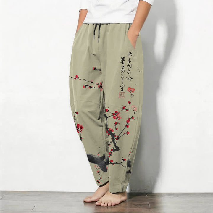 Buddha Stones Pantalones de hombre de algodón puro con estampado de flores de ciruelo y cordón ajustable, corte cónico y bolsillos. - image 12