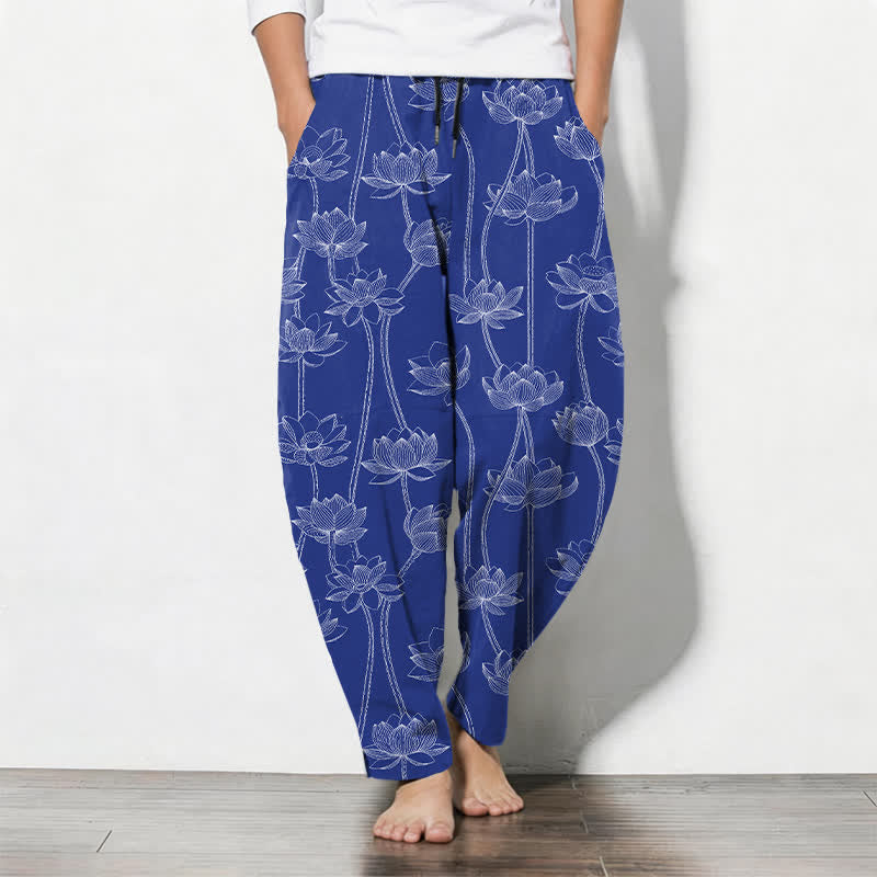 Buddha Stones Pantalones de hombre de algodón puro con estampado de loto blanco y cordón ajustable, corte cónico y bolsillos. - Azul real - US/UK/AU50, EU60 (5XL) - image 0