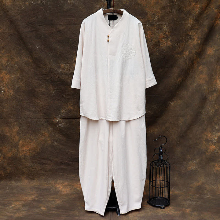 Buddha Stones Conjunto de 2 piezas para primavera/verano: camisa y pantalón estilo Tang con cuello mandarín, bordados, algodón liso, ropa de meditación para hombre con bolsillos. - Beige - US/UK/AU46, EU56 (5XL) - image 0