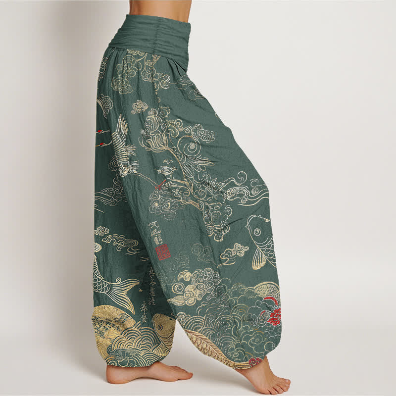 Buddha Stones Pantalones harem de mujer con cintura elástica y estampado de grullas, peces koi y nubes, de algodón. - image 9