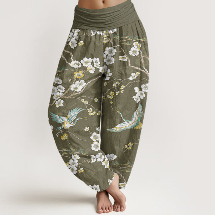 Buddha Stones Pantalones harem de mujer con cintura elástica y estampado de grullas y flores blancas de algodón. - Verde oliva - US16，UK/AU20，EU48 (3XL) - image 5