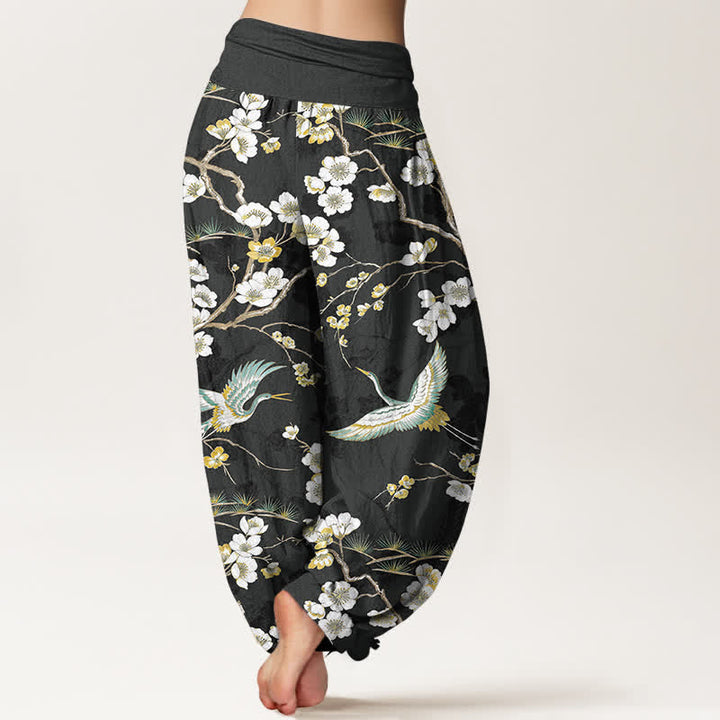 Buddha Stones Pantalones harem de mujer con cintura elástica y estampado de grullas y flores blancas de algodón. - image 10