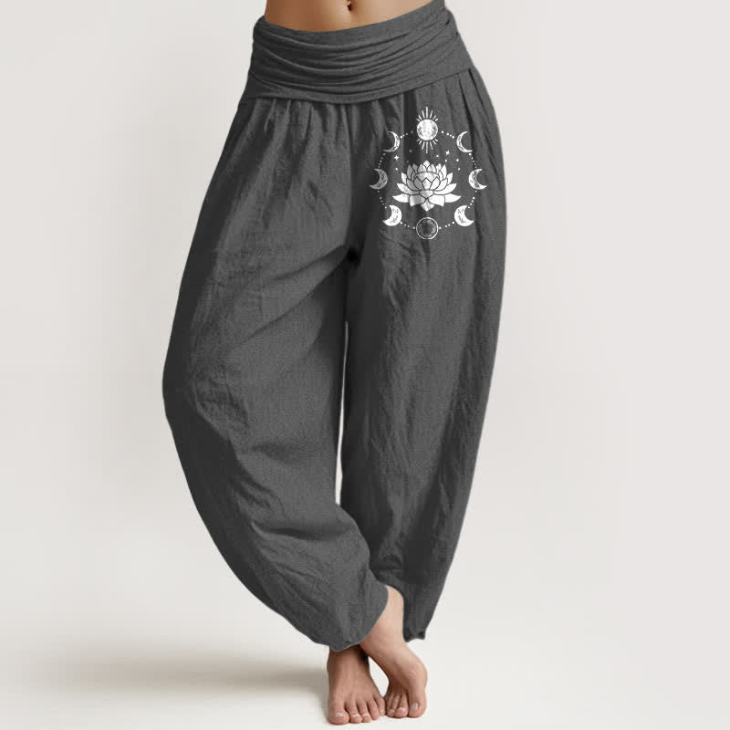 Buddha Stones Pantalones harem de mujer con cintura elástica y estampado de fases lunares de loto de algodón puro para mujer - Gris oscuro - US16，UK/AU20，EU48 (3XL) - image 0