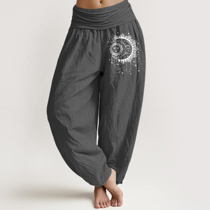 Buddha Stones Pantalones harem de mujer con cintura elástica y estampado de sol y luna celestial, de algodón puro. - Gris oscuro - US16，UK/AU20，EU48 (3XL) - image 0