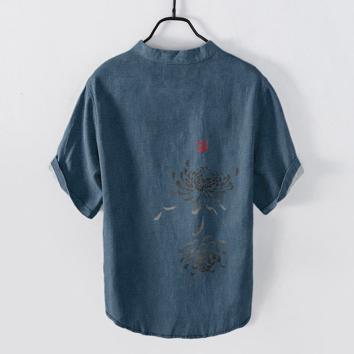 Buddha Stones Camisa de manga corta con medio botón para hombre, con estampado de sello de crisantemo y tinta de algodón. - image 8