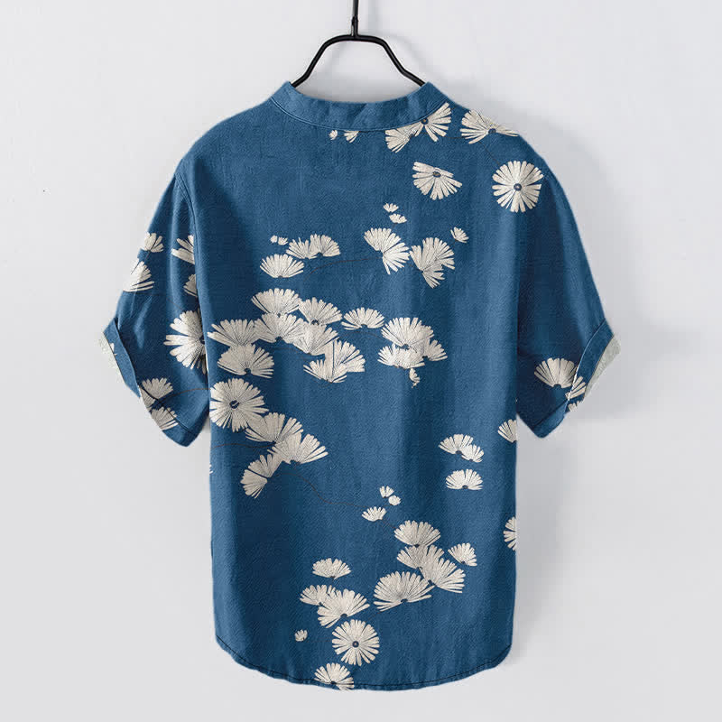 Buddha Stones Camisa de manga corta con medio botón y estampado de margaritas blancas para hombre, de algodón. - image 1