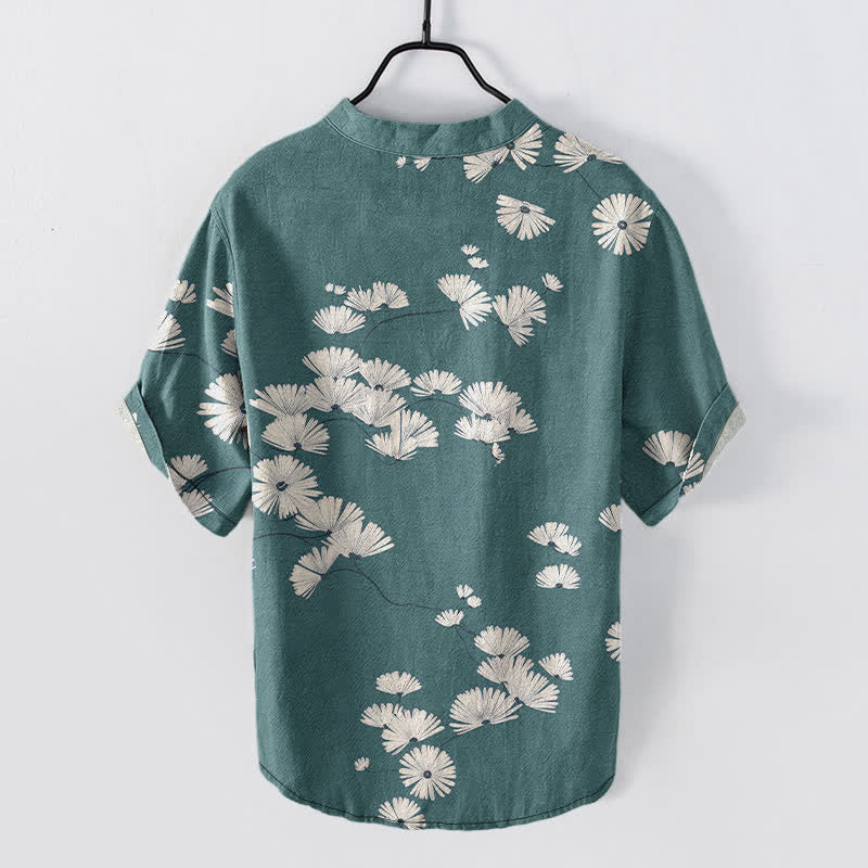 Buddha Stones Camisa de manga corta con medio botón y estampado de margaritas blancas para hombre, de algodón. - image 6
