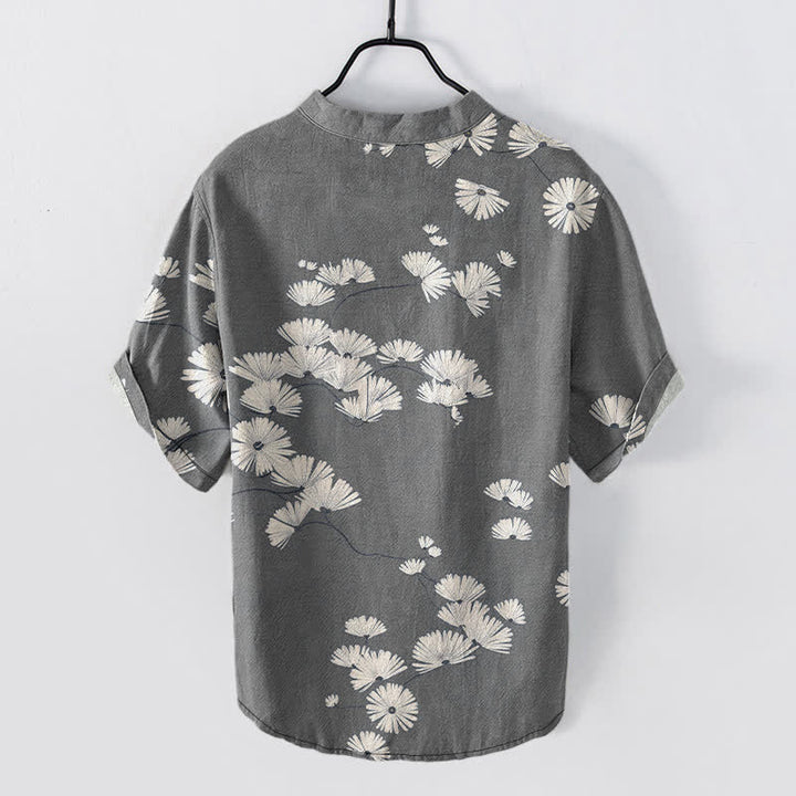 Buddha Stones Camisa de manga corta con medio botón y estampado de margaritas blancas para hombre, de algodón. - image 8