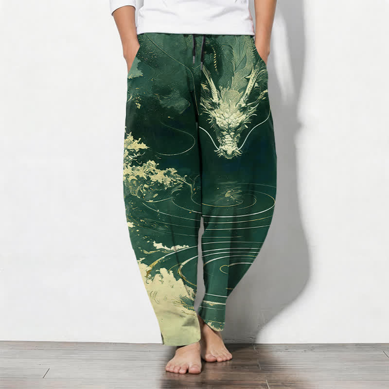 Buddha Stones Pantalones de hombre de algodón puro con estampado de ondas de dragón dorado, cordón ajustable y corte cónico, con bolsillos. - Verde oscuro - US/UK/AU50, EU60 (5XL) - image 11