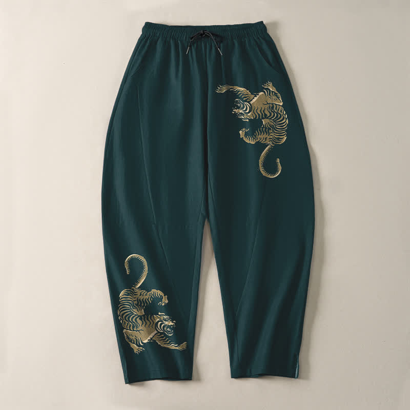 Buddha Stones Pantalones de hombre de algodón puro con estampado de tigre dorado, cordón ajustable y corte cónico, con bolsillos. - image 13