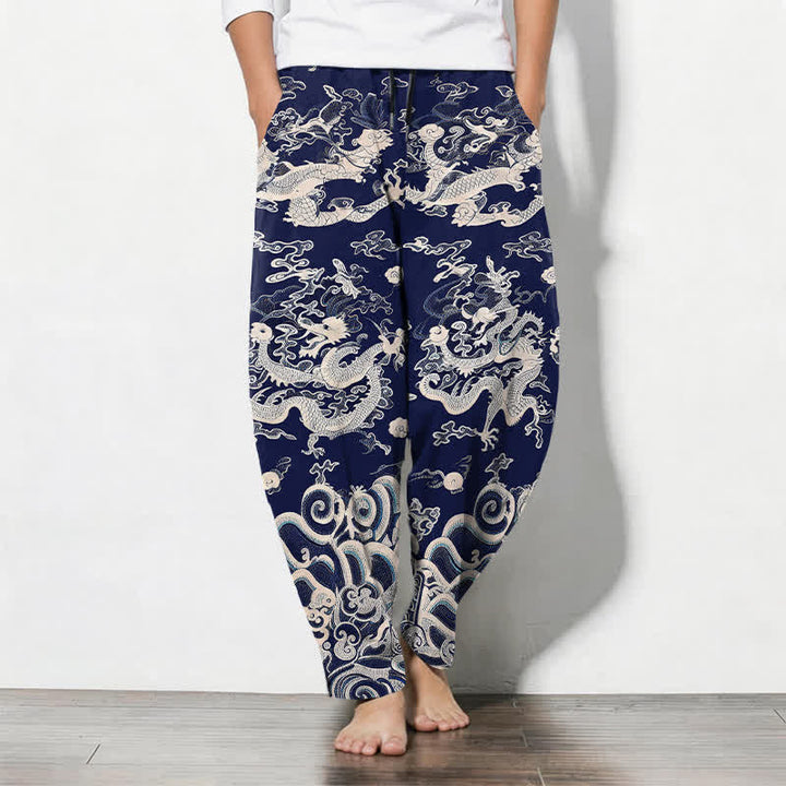 Buddha Stones Pantalones de hombre de algodón puro con estampado de ondas de dragón, cordón ajustable y corte cónico, con bolsillos. - Marina de guerra - US/UK/AU50, EU60 (5XL) - image 0