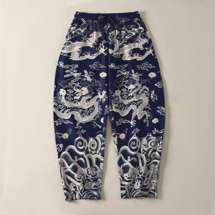 Buddha Stones Pantalones de hombre de algodón puro con estampado de ondas de dragón, cordón ajustable y corte cónico, con bolsillos. - image 2