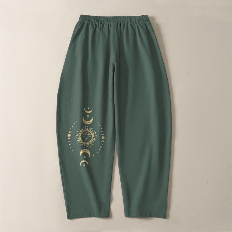 Buddha Stones Pantalones de hombre de algodón puro con estampado de sol y luna celestiales, cordón ajustable y corte cónico, con bolsillos. - image 3