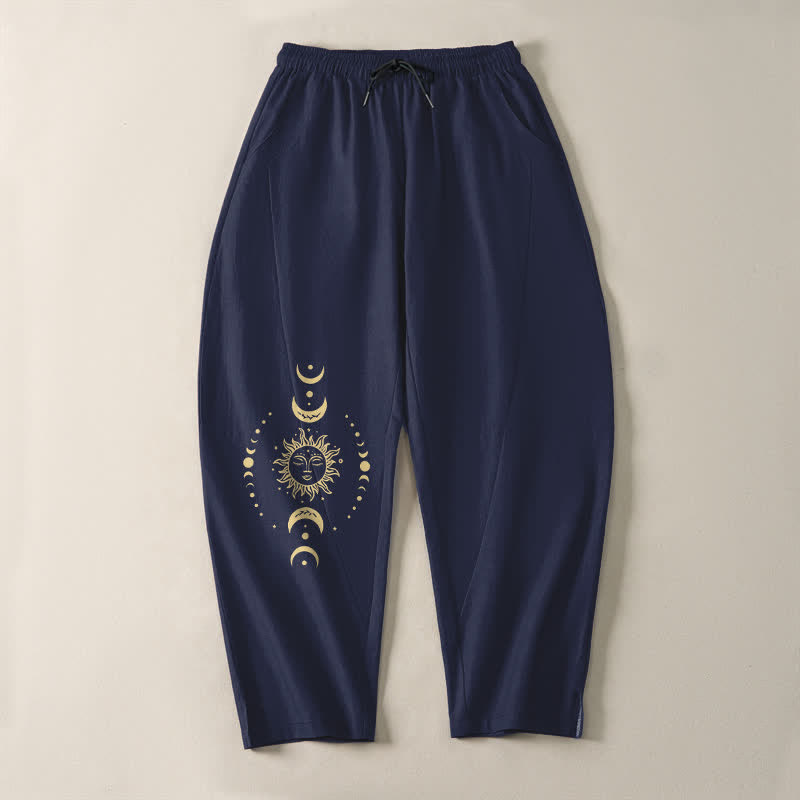 Buddha Stones Pantalones de hombre de algodón puro con estampado de sol y luna celestiales, cordón ajustable y corte cónico, con bolsillos. - image 9