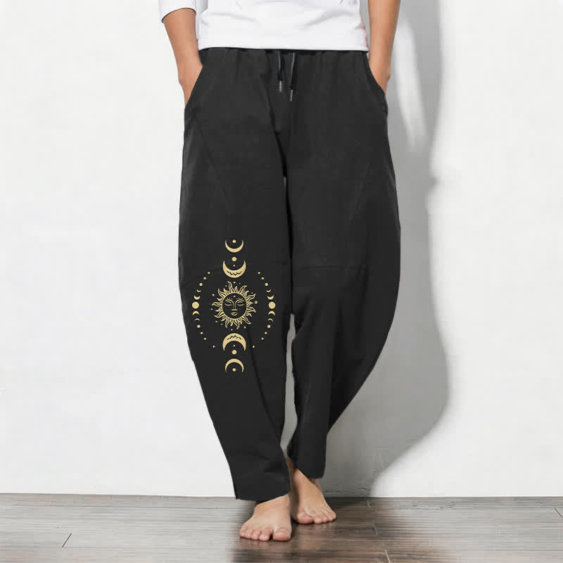Buddha Stones Pantalones de hombre de algodón puro con estampado de sol y luna celestiales, cordón ajustable y corte cónico, con bolsillos. - Negro - US/UK/AU50, EU60 (5XL) - image 11