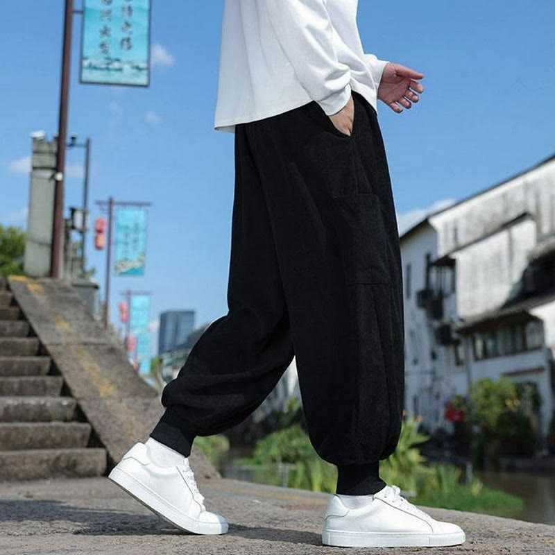 Buddha Stones Pantalones casuales de otoño/invierno con cordón ajustable y bolsillo de parche. Pantalones tobilleros lisos para hombre con corte ajustado y bolsillo. - image 15