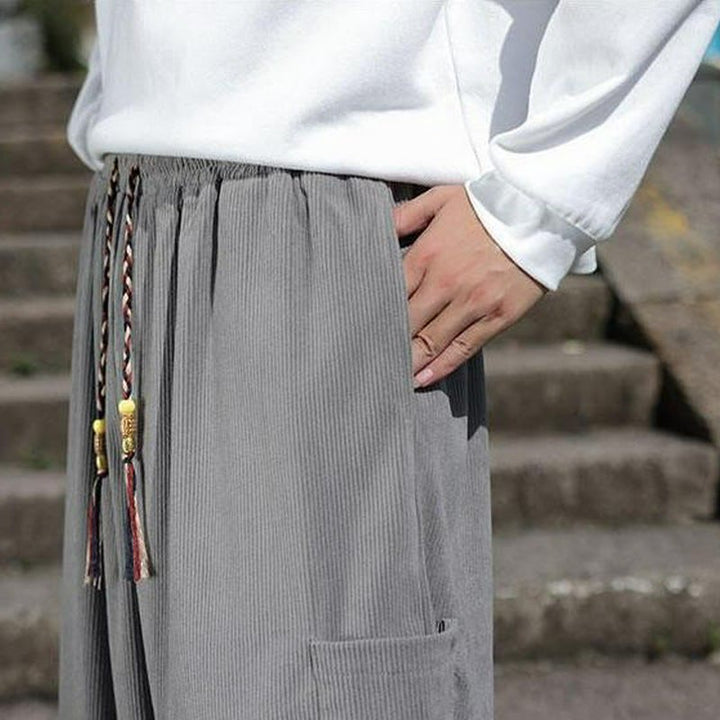 Buddha Stones Pantalones casuales de otoño/invierno con cordón ajustable y bolsillo de parche. Pantalones tobilleros lisos para hombre con corte ajustado y bolsillo. - image 27