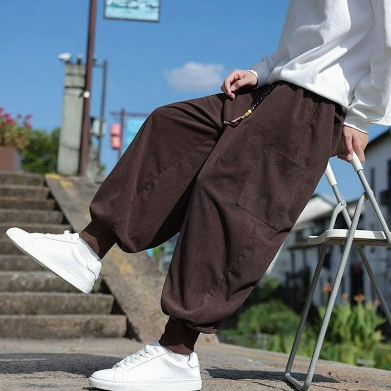 Buddha Stones Pantalones casuales de otoño/invierno con cordón ajustable y bolsillo de parche. Pantalones tobilleros lisos para hombre con corte ajustado y bolsillo. - Tierra de siena - US/UK/AU46, EU56 (5XL) - image 6