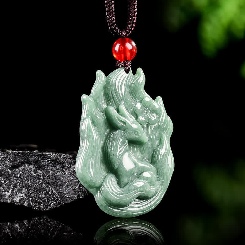 Buddha Stones Collar con colgante tallado en relieve de zorro de nueve colas de jade, símbolo de buena suerte. - image 1
