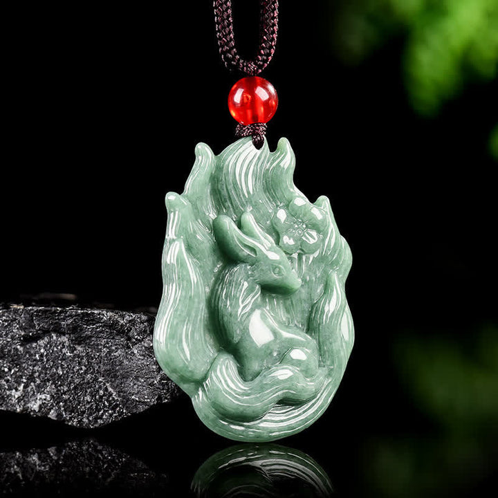 Buddha Stones Collar con colgante tallado en relieve de zorro de nueve colas de jade, símbolo de buena suerte. - image 1