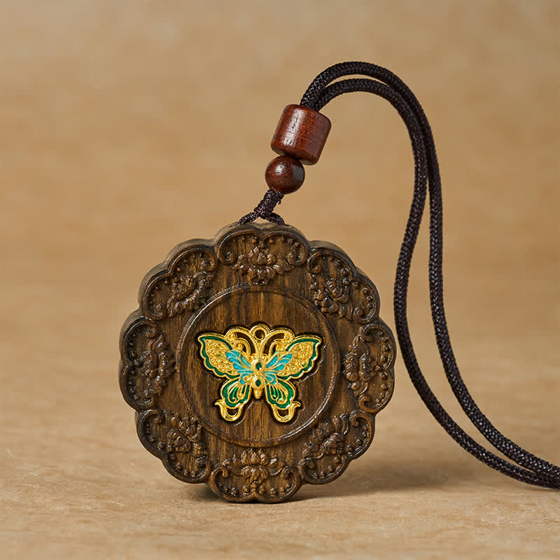 Buddha Stones Collar con colgante de mariposa de madera tallada en sappanwood, modelo Transformation - Mariposa - image 0