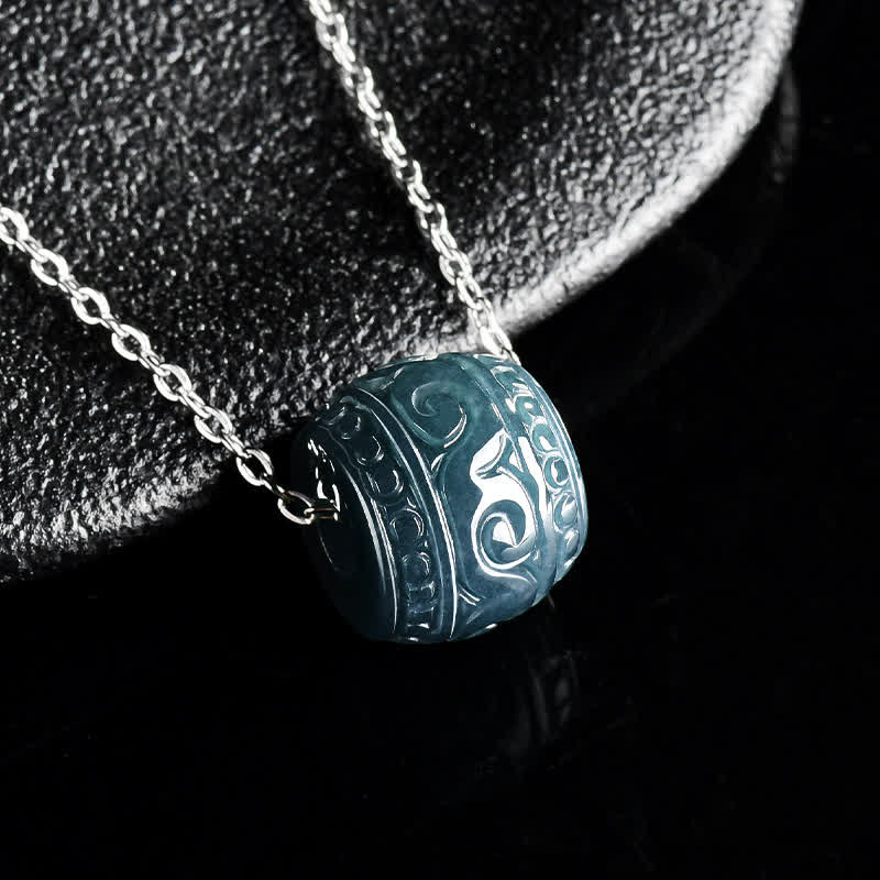 Buddha Stones Collar con colgante de barril Harmony grabado en jade y cadena de acero de titanio - image 1